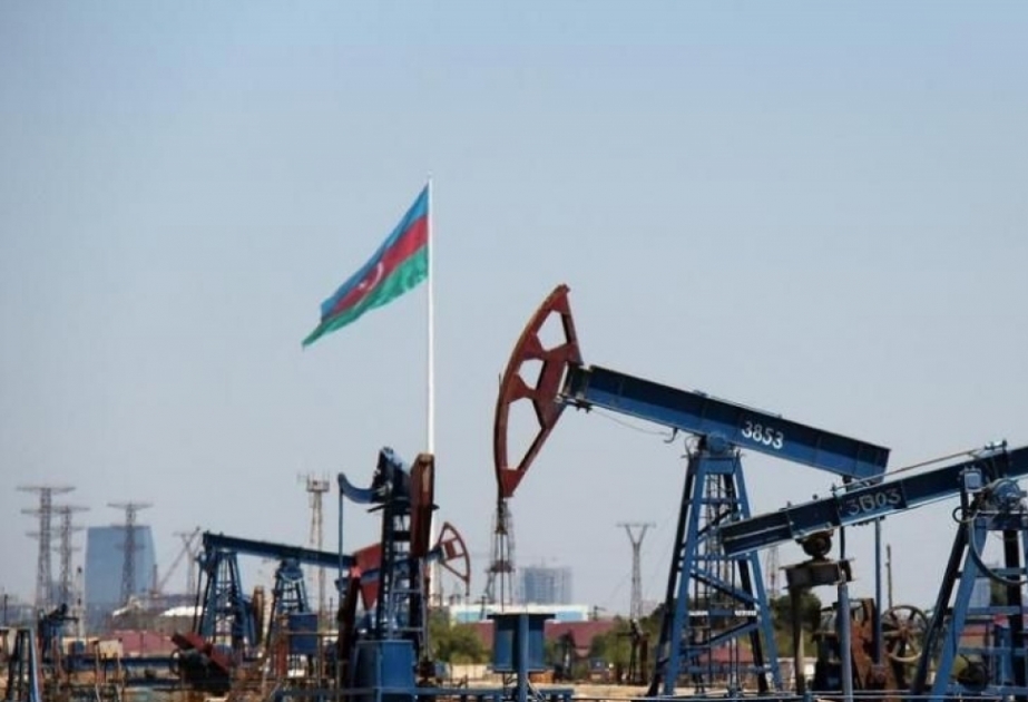 Стоимость барреля азербайджанской нефти приближается к 98 долларам