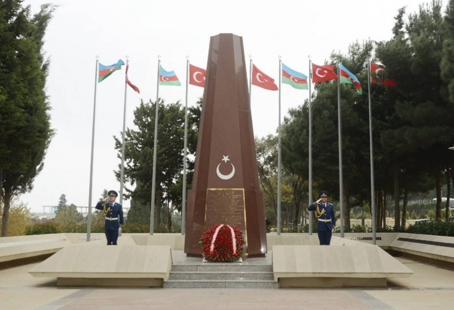 Qəhrəmanlıq dastanı: Bakının azad edilməsi tariximizə Azərbaycan-Türkiyə qardaşlığının rəmzi kimi yazılıb
