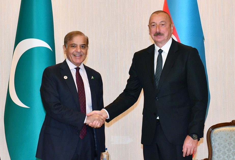 Azərbaycan Prezidenti İlham Əliyevin Səmərqənddə Pakistanın Baş naziri Şahbaz Şərif ilə görüşü olub YENİLƏNİB VİDEO
