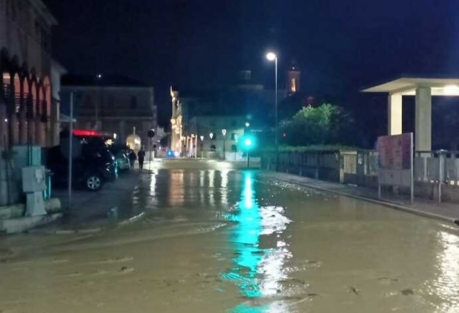 Heavy rains and floods hit central Italy, killing 7