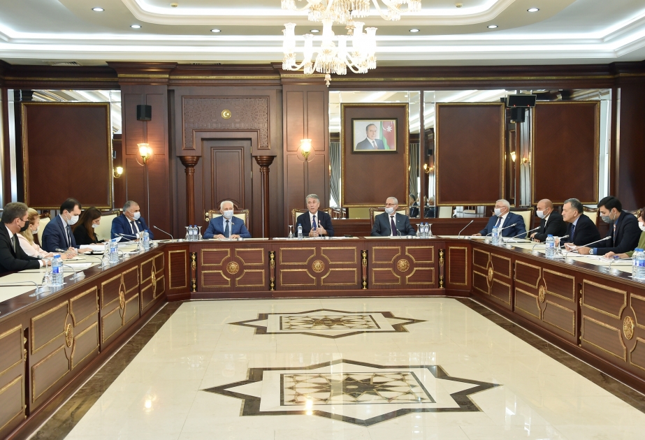 Milli Məclisin komitə iclasında yeddi məsələ baxılması üçün parlamentin plenar iclasına tövsiyə olunub