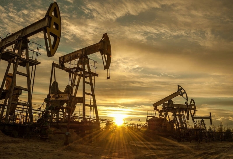 Цена барреля азербайджанской нефти приближается к 96 долларам