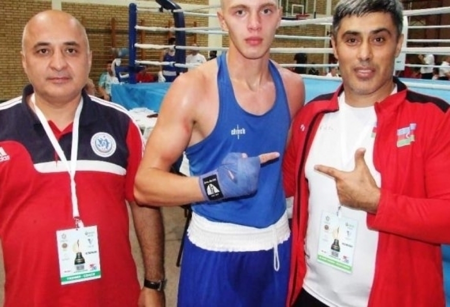 Еще три азербайджанских боксера вышли в полуфинал международного турнира