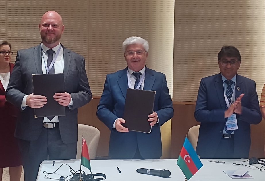 La Cámara de Auditores de Azerbaiyán y el Instituto Indio de Contadores Públicos firman un Memorando de Entendimiento
