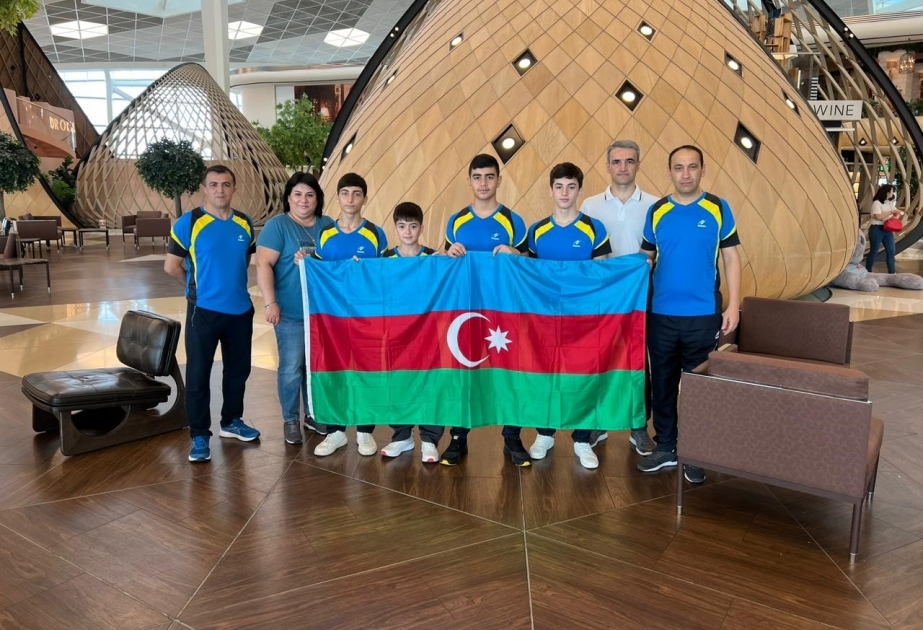 Stolüstü tennisçilərimiz Tbilisiyə yollanıblar