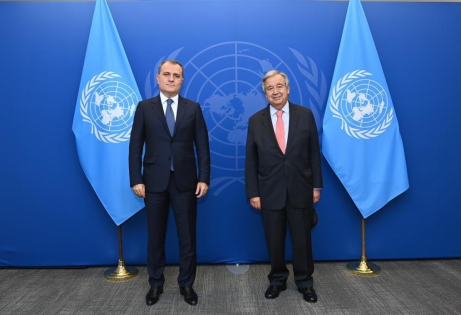 El ministro de Azerbaiyán se reúne con el Secretario General de la ONU