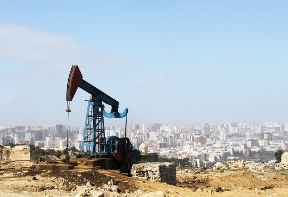 Баррель азербайджанской нефти продается за 93,73 доллара