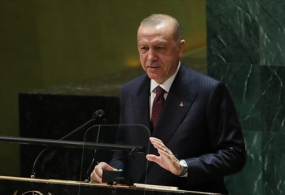 Presidente turco: "Seguiremos apoyando a nuestros hermanos azerbaiyanos"