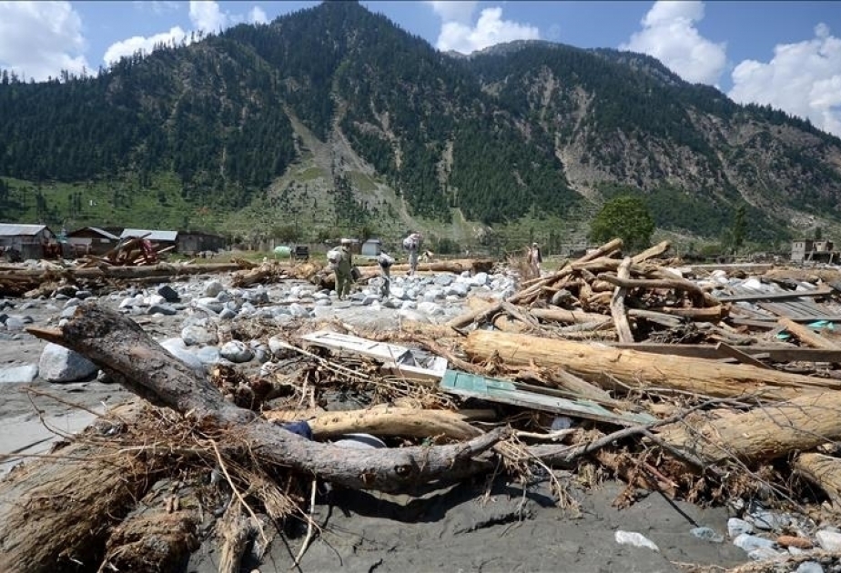 12,716 kilometers roads, 374 bridges damaged in flood-hit Pakistan