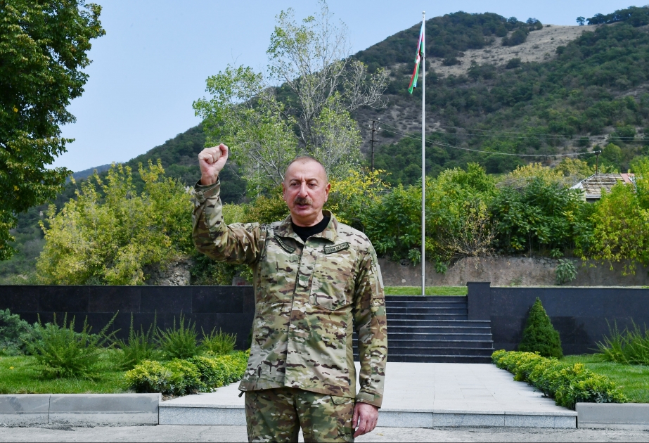 Azərbaycan Prezidenti: Biz şəhidlərimizin canı, qanı bahasına, qəhrəman əsgər və zabitlərimizin fədakarlığı sayəsində bu gün bu torpaqlardayıq