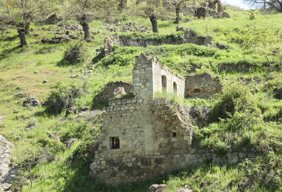 قرية بولوتان لمحافظة خوجاوند