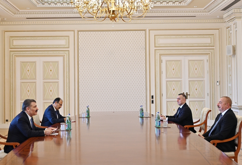 伊利哈姆·阿利耶夫总统接见土耳其卫生部长