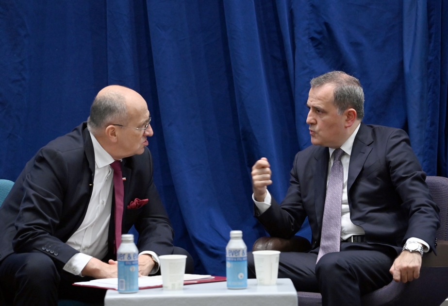Azerbaijani, Polish FMs meet in New York