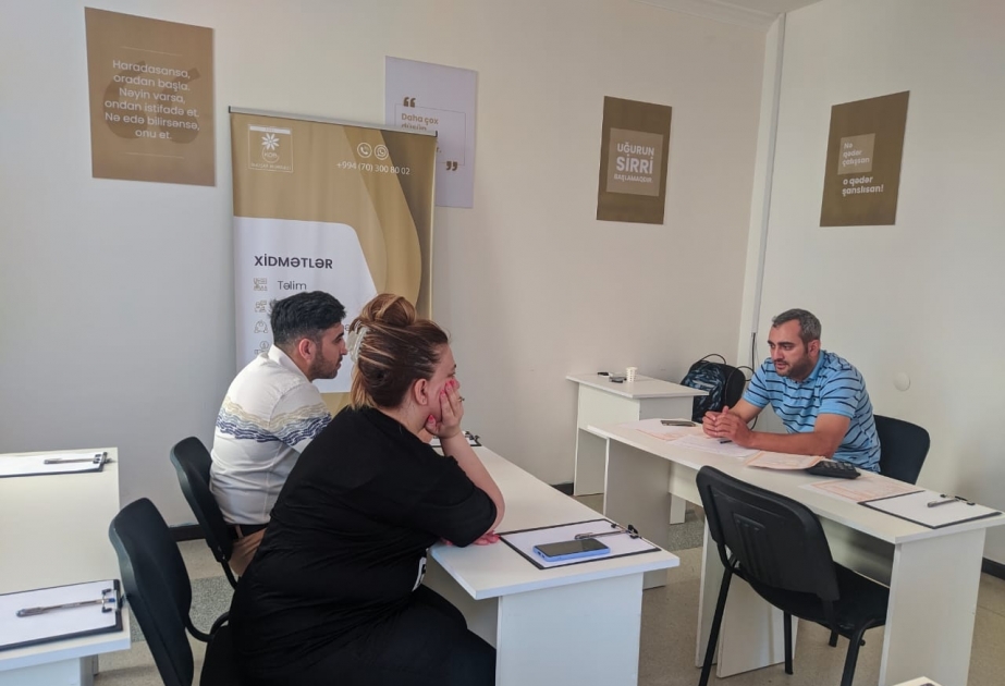 KOB subyektlərinə məsləhət xidmətləri göstərilir