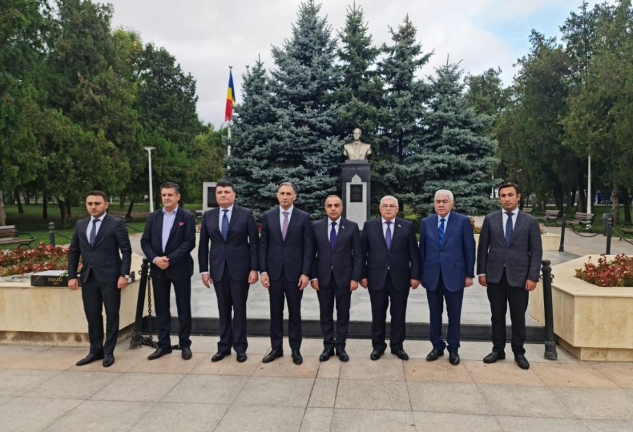 Milli Məclisin nümayəndə heyəti Rumıniyada mühüm görüşlər keçirib