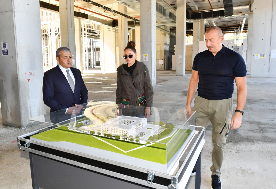 Choucha : le président Ilham Aliyev et son épouse visitent les chantiers d’un certain nombre d’installations