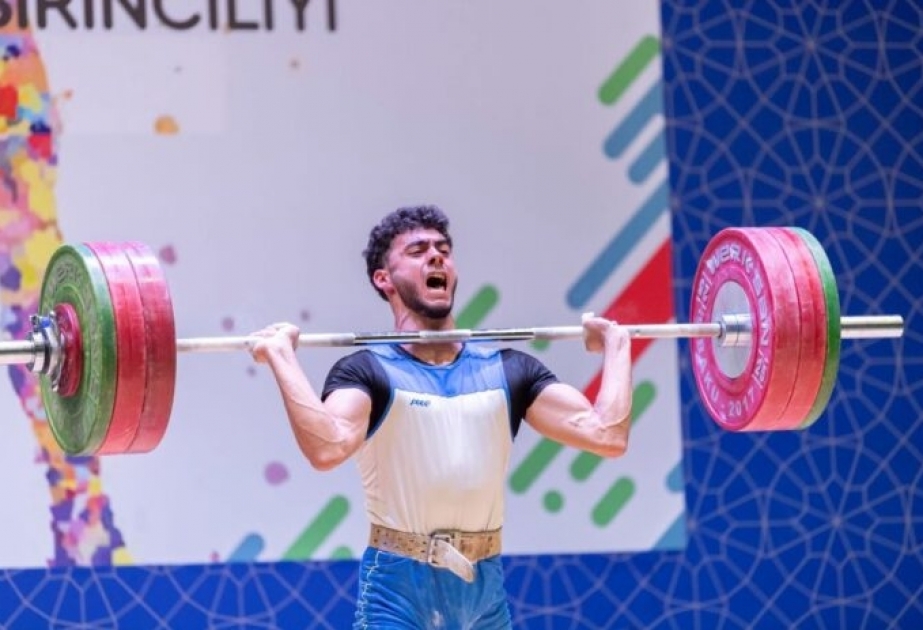 Ağır atletika üzrə Azərbaycan birinciliyinin ikinci gününün ilk qalibləri müəyyənləşib