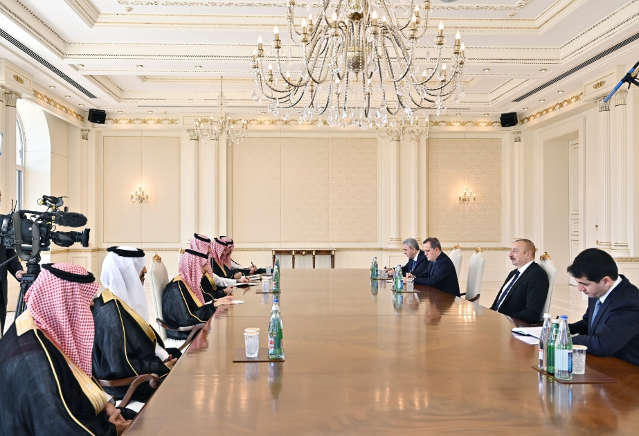 El Presidente de Azerbaiyán recibió al Ministro de Asuntos Exteriores del Reino de Arabia Saudita  ACTUALIZADO