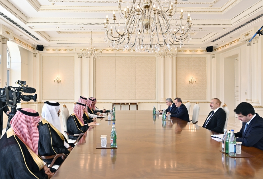伊利哈姆·阿利耶夫总统接见沙特阿拉伯王国外交大臣