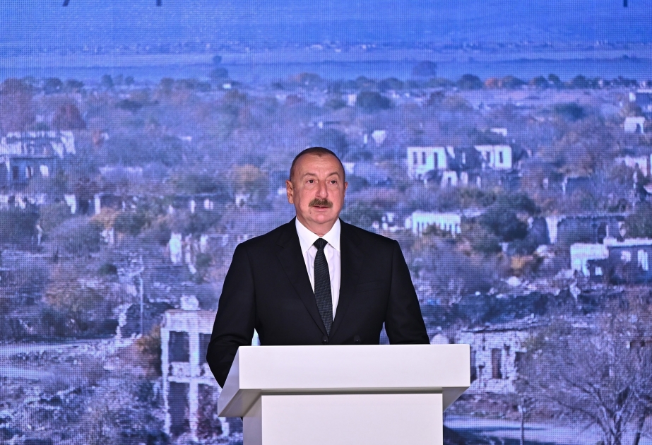 Ilham Aliyev: “Durante la ocupación, la ciudad de Aghdam fue destruida y las piedras de los edificios fueron robadas y vendidas”