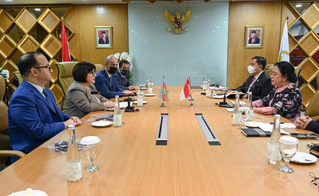 Presidenta del Parlamento se reúne con el Presidenta del Consejo de Representantes del Pueblo de Indonesia