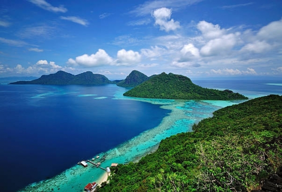 Island of Borneo – home to some of gorgeous tropical beaches