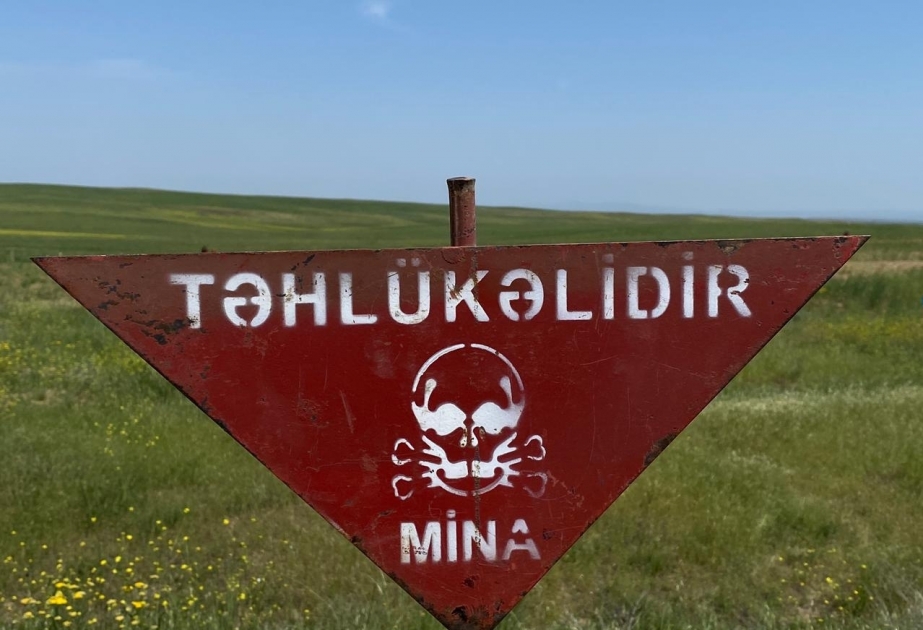 El 13% de las áreas liberadas en la zona económica de Karabaj se limpian de minas y otros artefactos sin explotar