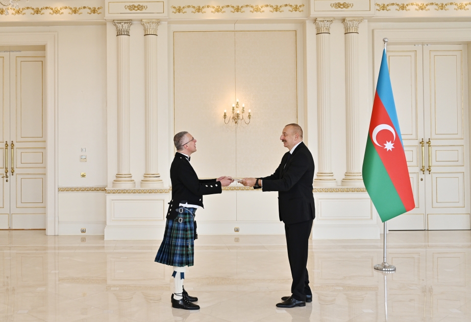 Prezident: Azərbaycan və Böyük Britaniya arasında yüksək səviyyəli siyasi dialoq və bir sıra sahələrdə sıx əməkdaşlıq mövcuddur