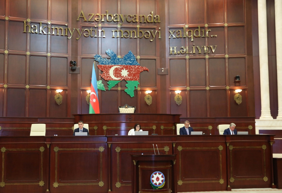 Milli Məclisin payız sessiyasında növbəti plenar iclası keçirilib