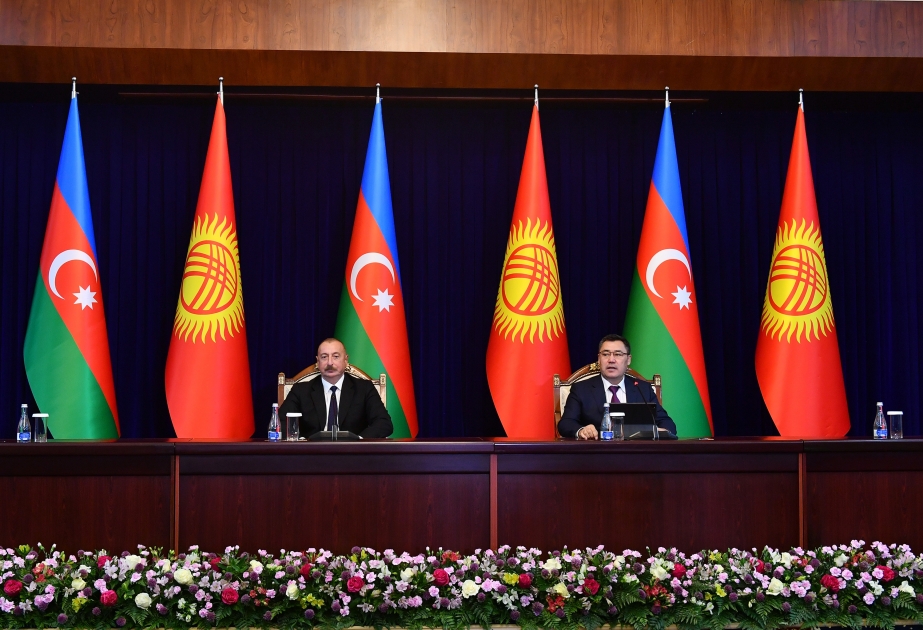 Qırğızıstan Prezidenti: Biz strateji tərəfdaşlığın aktivləşdirilməsi və genişləndirilməsi kursunun dəyişməzliyini təsdiqlədik