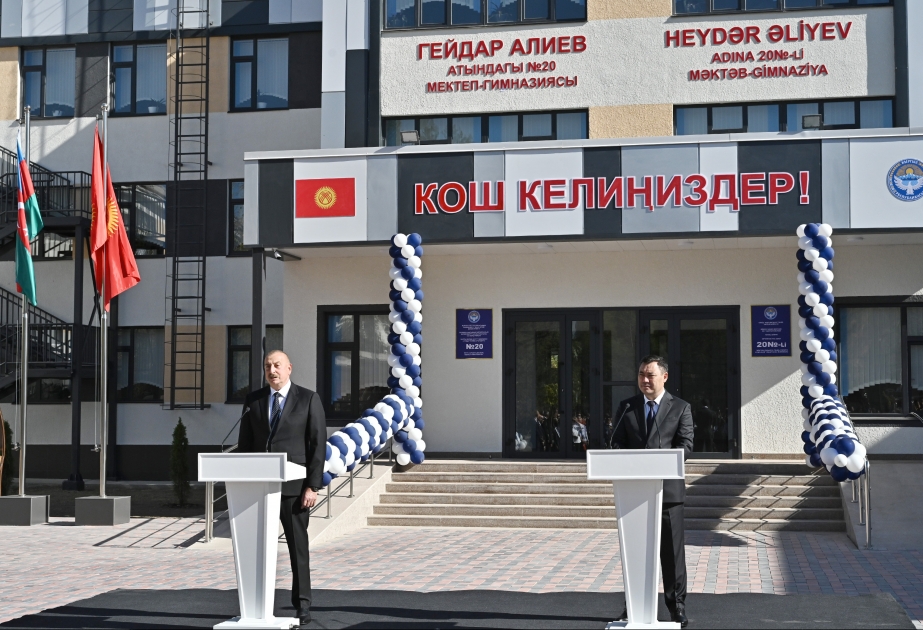 Prezident Sadır Japarov: Ümidvaram ki, gələcəkdə bu məktəbdən Heydər Əliyev kimi şəxsiyyətlər çıxacaq
