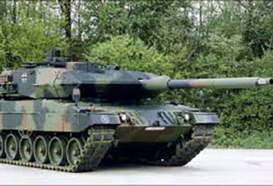 Германия передает Чехии 14 танков Leopard 2A4