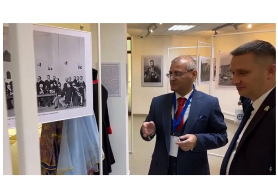 En Janti-Mansi se inauguró una exposición internacional dedicada a mecenas azerbaiyano