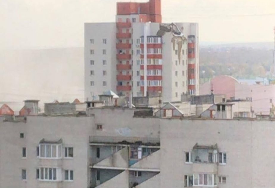 Rusiyanın Belqorod şəhərində yaşayış binasına raket qalıqları düşüb