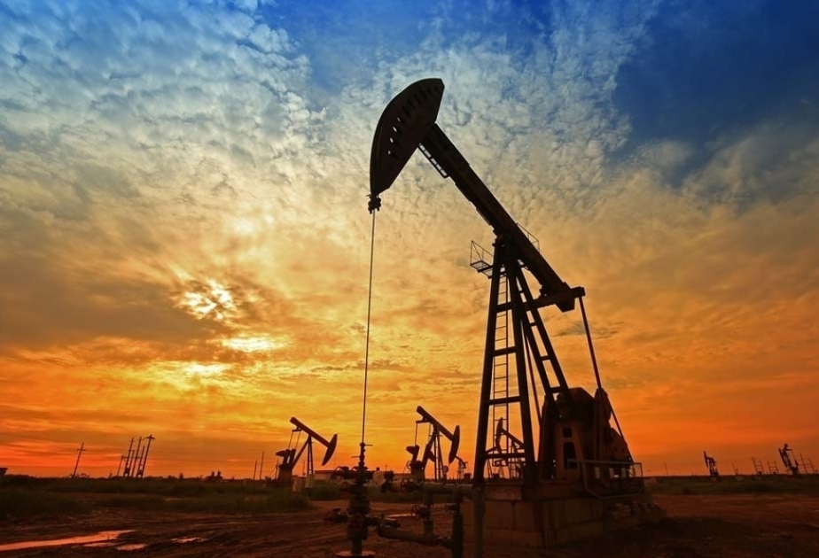Azerbaijani oil price nears $98