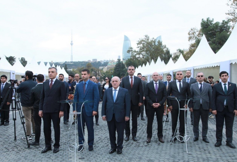 “KOB Fest” sərgi-satış yarmarkasında 80-ə yaxın KOB-un məhsulları satılır