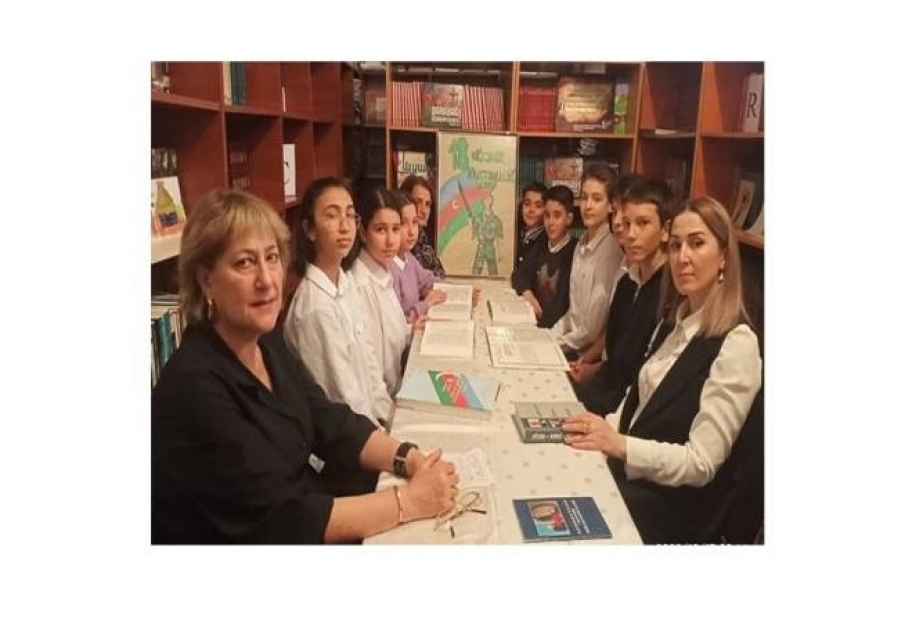 Yasamal rayon kitabxanası Müstəqilliyin Bərpası Günü ilə əlaqədar tədbir təşkil edib