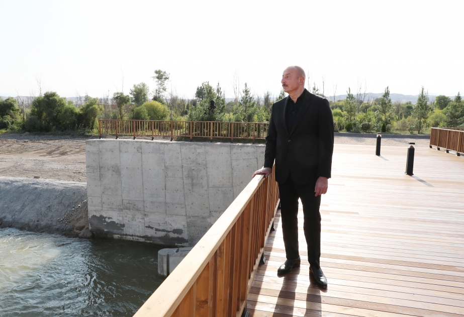Präsident Ilham Aliyev und First Lady Mehriban Aliyeva zu Besuch im Rayon Zangilan