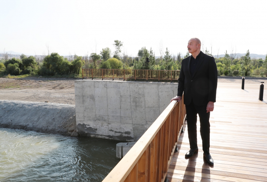 Ilham Aliyev et Mehriban Aliyeva effectuent une visite dans la région de Zenguilan