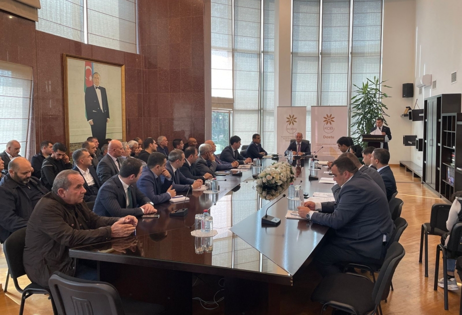 Bakının Suraxanı rayonunda sahibkarlarla görüş keçirilib