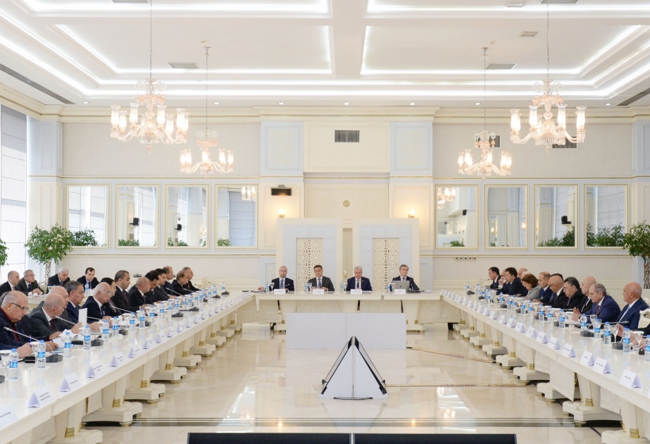 Milli Məclisdə "Siyasi partiyalar haqqında” yeni qanun layihəsi ilə bağlı ictimai dinləmə keçirilir