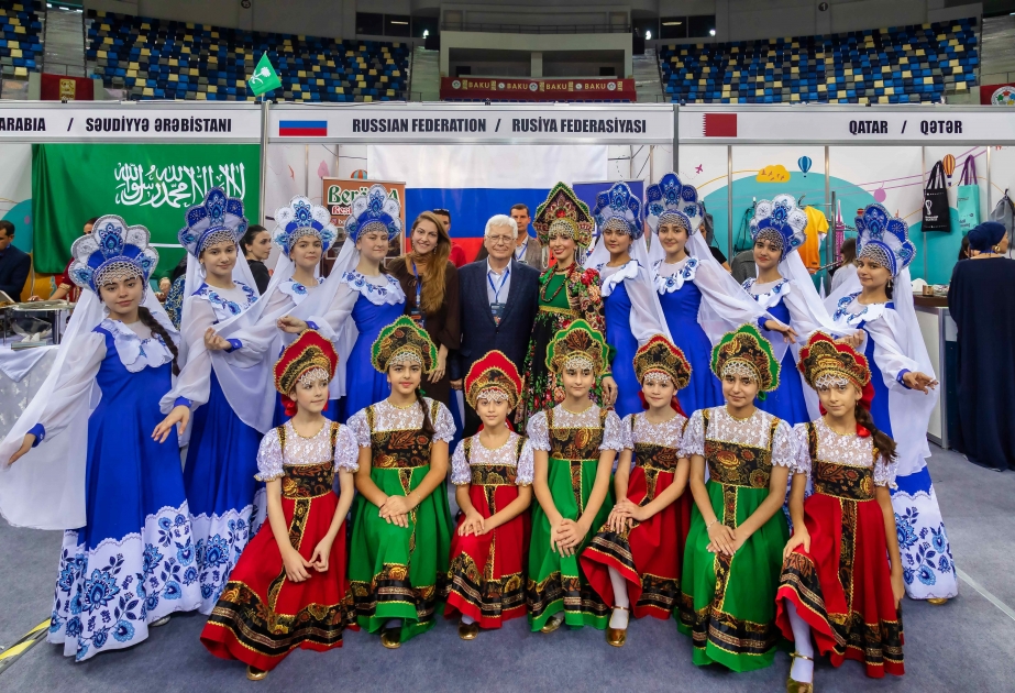 La Embajada de Rusia en Azerbaiyán participó en la Feria Internacional de la Caridad