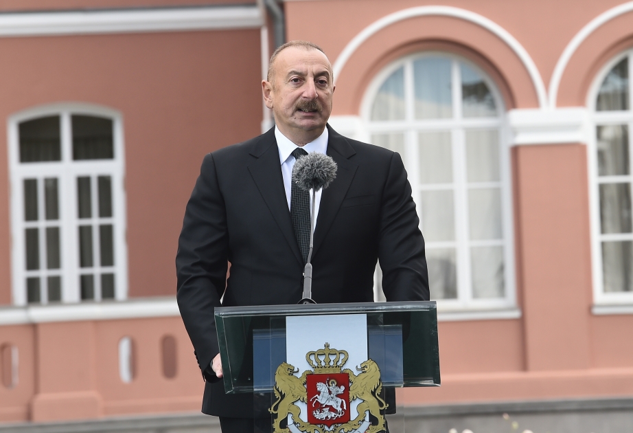 Le président Ilham Aliyev : La visite d’aujourd’hui donnera un nouvel élan aux relations de fraternité Azerbaïdjan-Géorgie