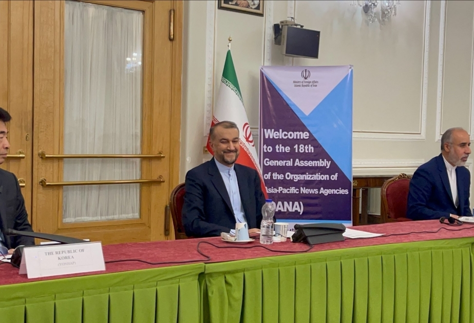 Iranian FM meets with OANA 18th General Assembly representatives
