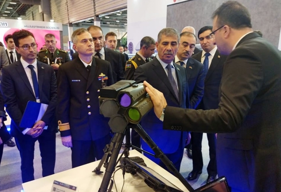 Azerbaijani defense minister attends opening ceremony of SAHA EXPO exhibition