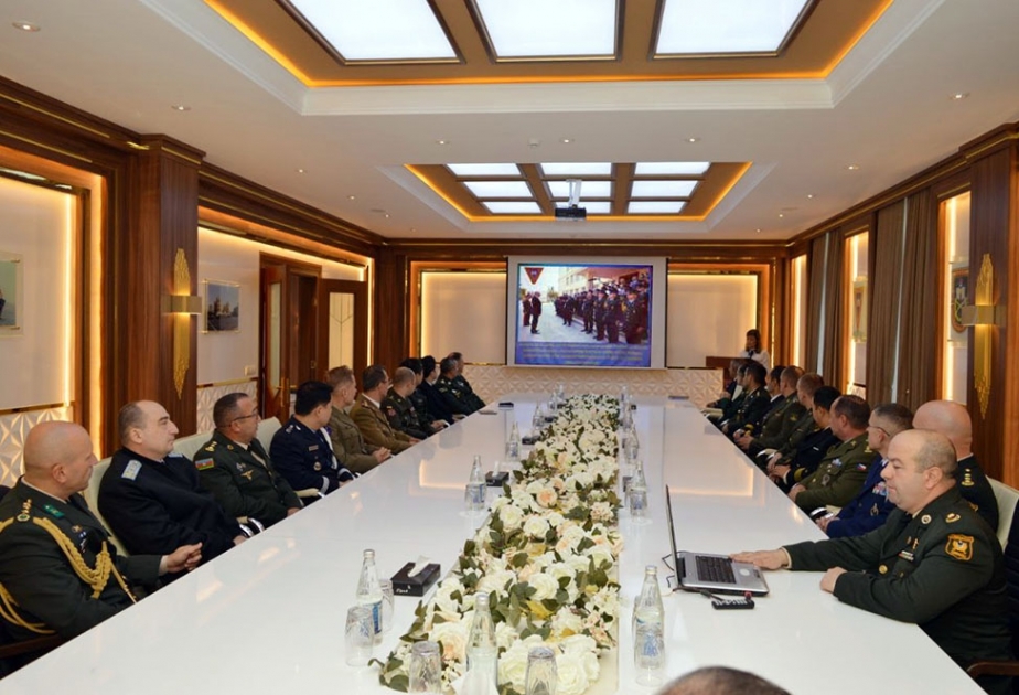 Xarici ölkələrin hərbi attaşeləri Cəmşid Naxçıvanski adına Hərbi Liseyi ziyarət ediblər