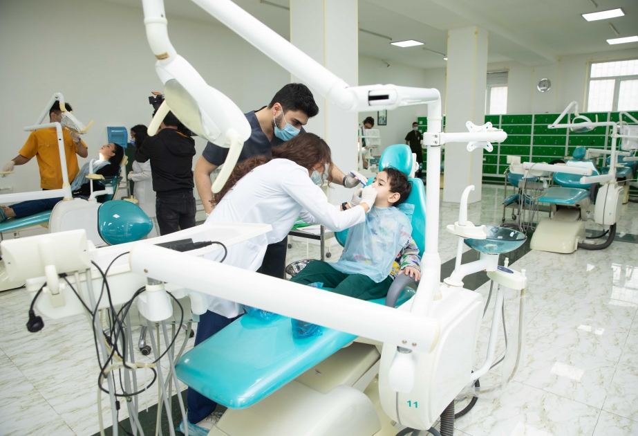 Tibb Universitetinin Tədris Stomatoloji Klinikasında şəhid və qazi ailələri üçün aksiya keçirilir