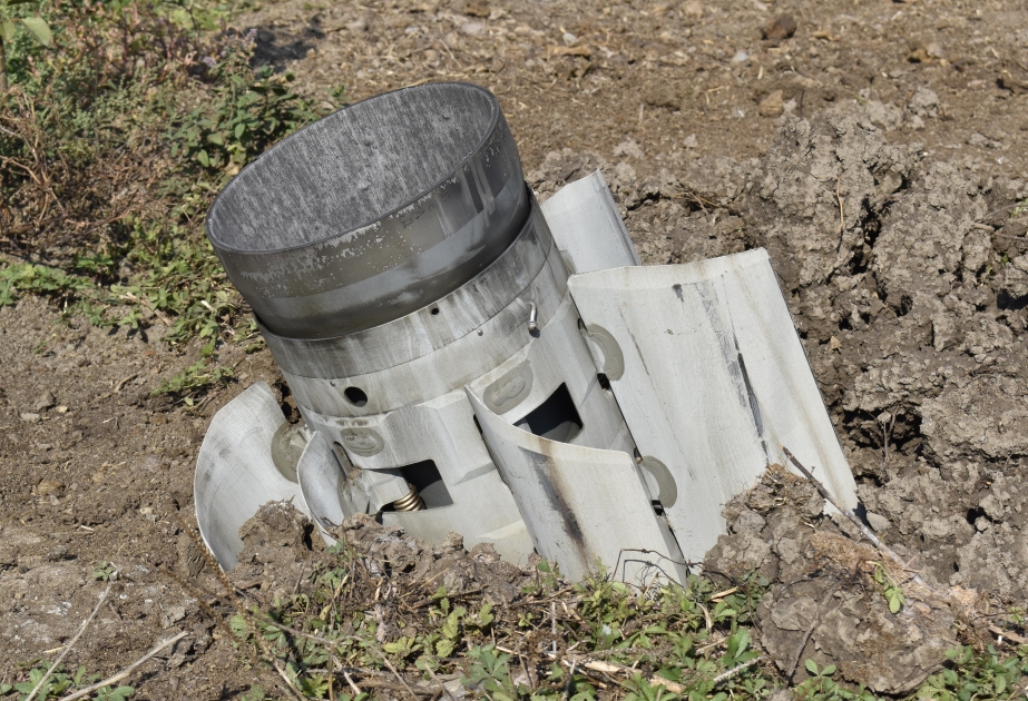 27 de octubre de 2020. Armenia también violó el alto el fuego humanitario de nuevo, lanzó cohetes Smerch en Tartar