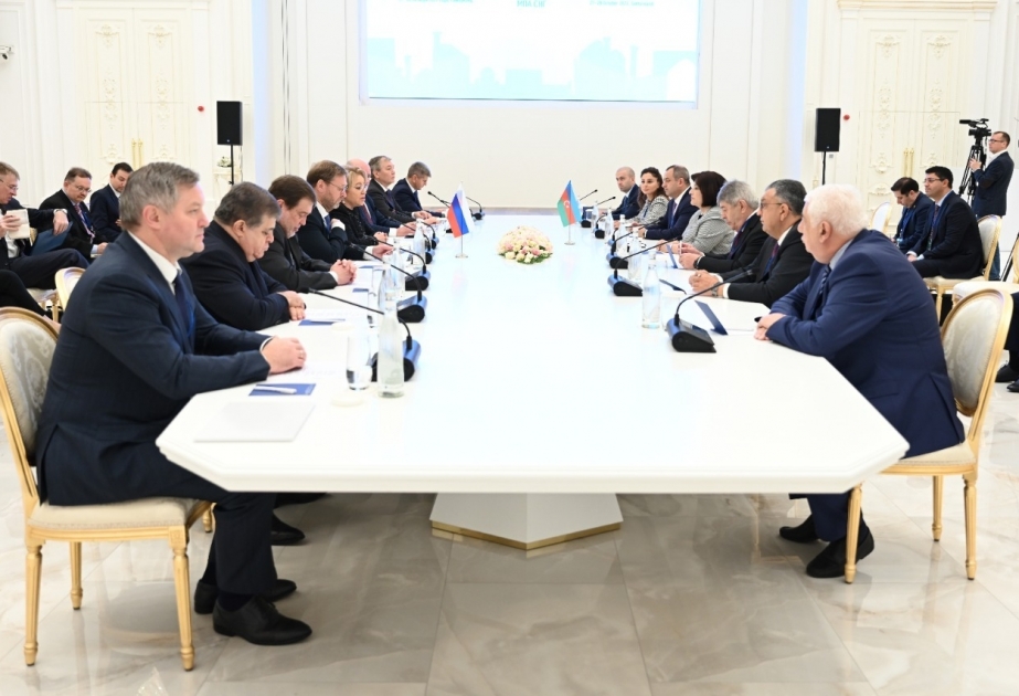 Milli Məclisin sədri Sahibə Qafarova Rusiya Federasiyası Federal Məclisi Federasiya Şurasının sədri Valentina Matviyenko ilə görüşüb
