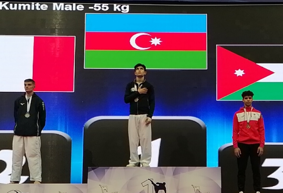 Karateçilərimiz dünya çempionatında 1 qızıl, 2 bürünc medal qazanıblar